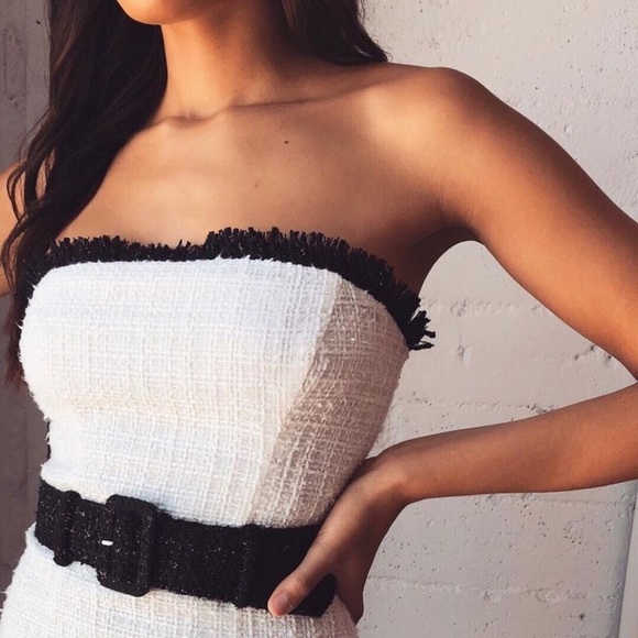 Meshki White Tweed Dress with Belt - Picture 4 of 9